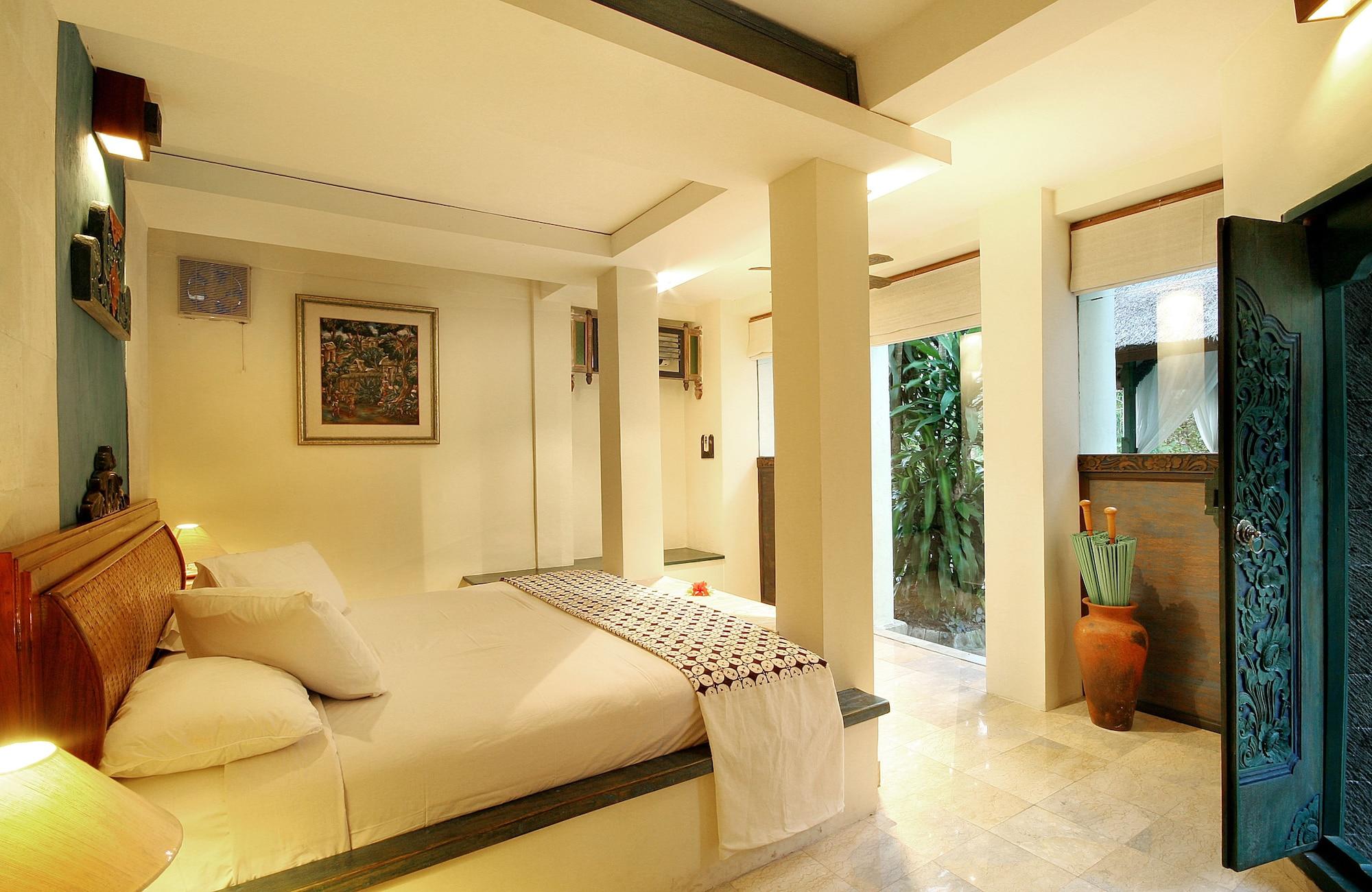 Alam Puri Art Museum Resort & Spa Denpasar Exterior foto