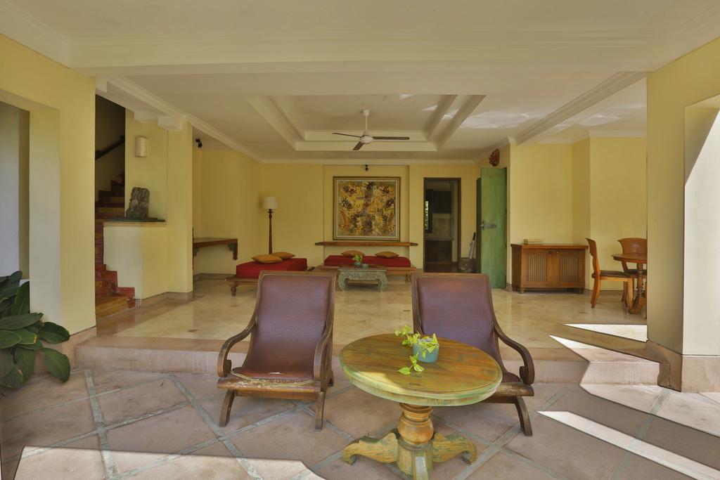 Alam Puri Art Museum Resort & Spa Denpasar Exterior foto