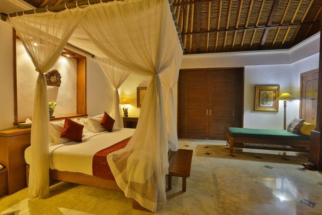 Alam Puri Art Museum Resort & Spa Denpasar Exterior foto
