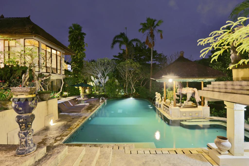 Alam Puri Art Museum Resort & Spa Denpasar Exterior foto