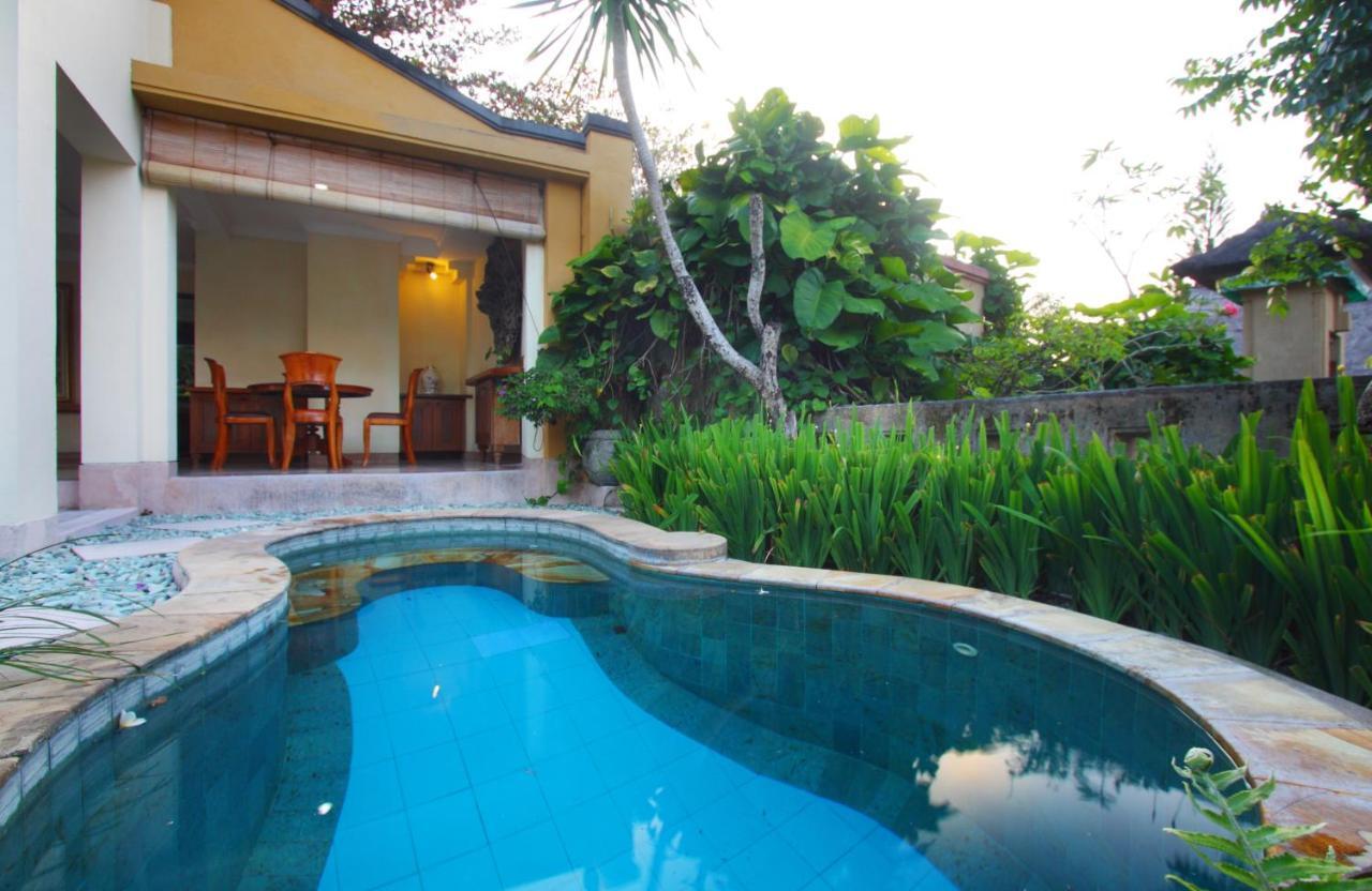 Alam Puri Art Museum Resort & Spa Denpasar Zimmer foto